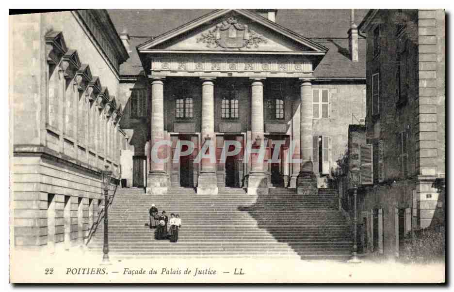 CPA Palais de Justice Poitiers
