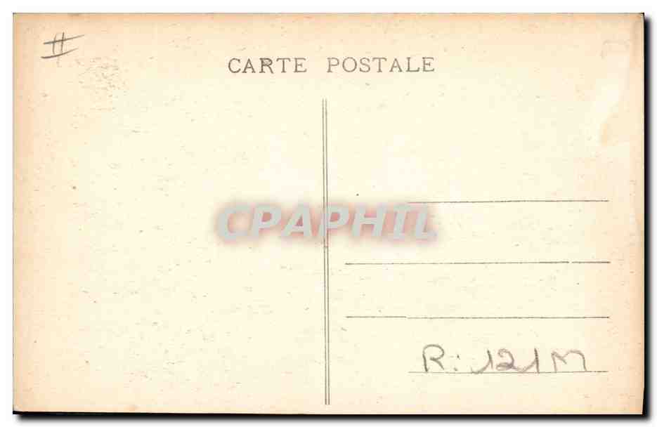 CPA Folklore Types du Cantal Une bergere  — Rückseite