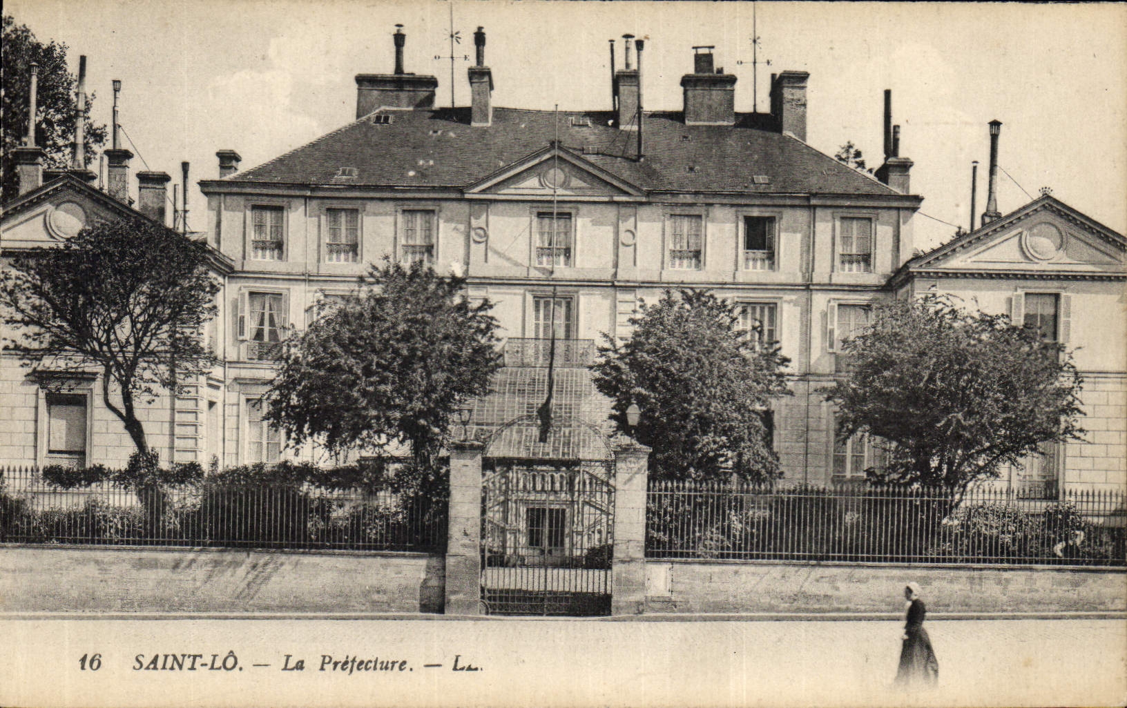 CPA Prefecture Saint Lo 