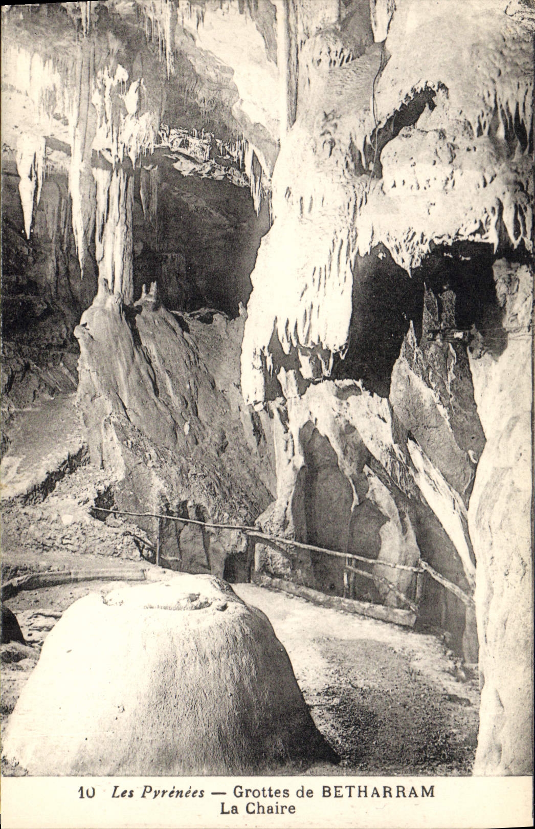 CPA Grotte Grottes de Betharram La chaire