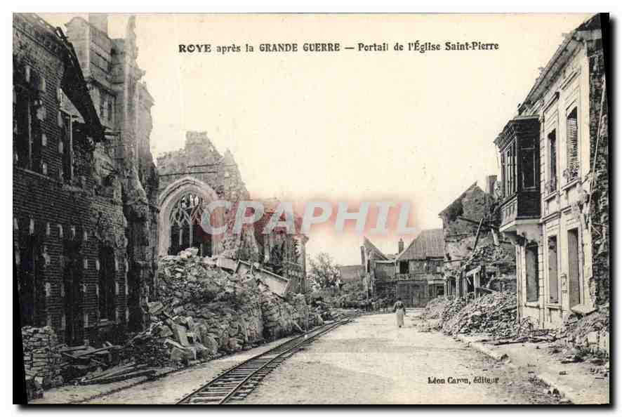 Roye après la Grande Guerre — Portail de l'Église Saint-Pierre — Léon Caron, éditeur