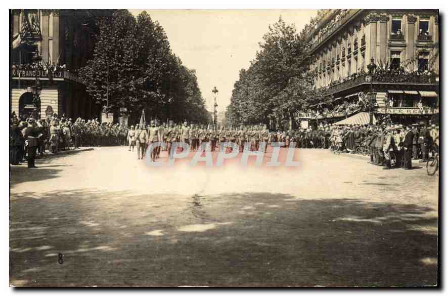 Défilé des poilus vainqueurs — 14 juillet 1919 — L'Apothéose des Poilus Vainqueurs