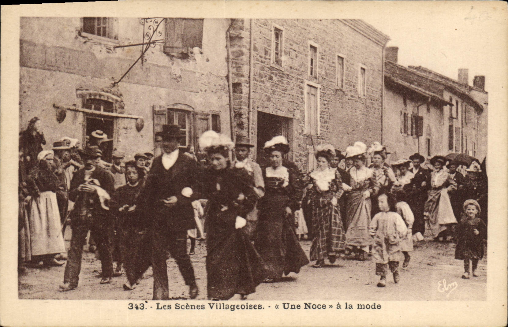 CPA Folklore Les Scenes villageoises une Noce a la mode 