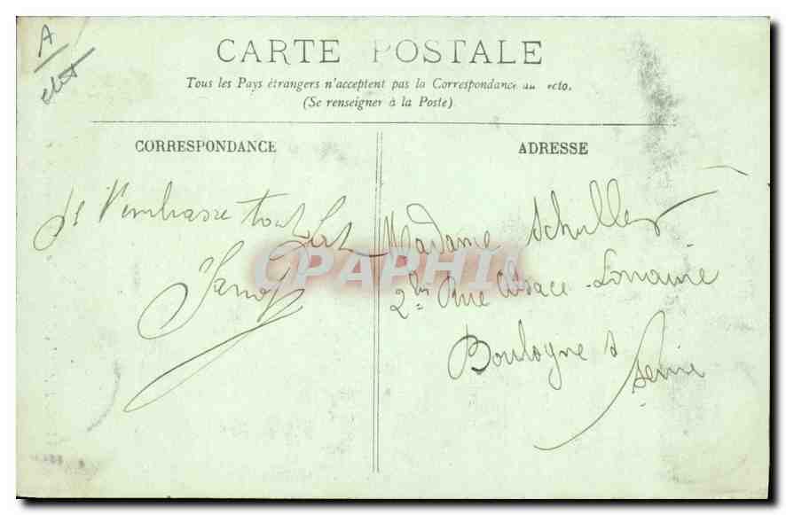 CPA Folklore Types d'Auvergne Paysanne Autergnates  — Verso
