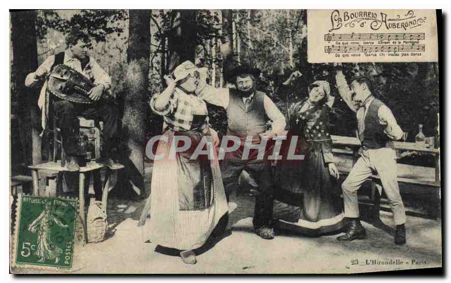 CPA Folklore La Bourreio d'Aubereno L'Hirondelle Paris 