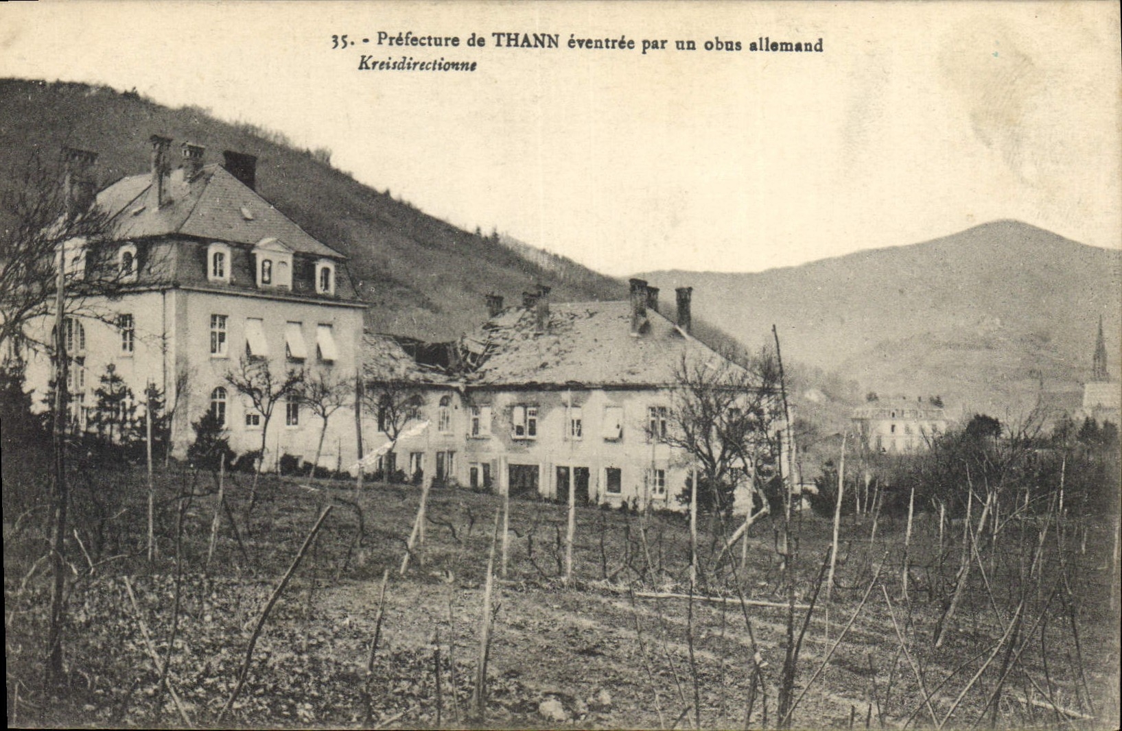 CPA Prefecture de Thann eventree par un obus allemand 