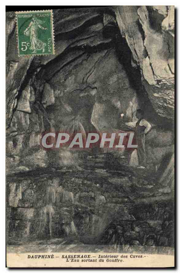 CPA Dauphine Sassenage Interieur des cuves l'eau sortant du Gouffre 
