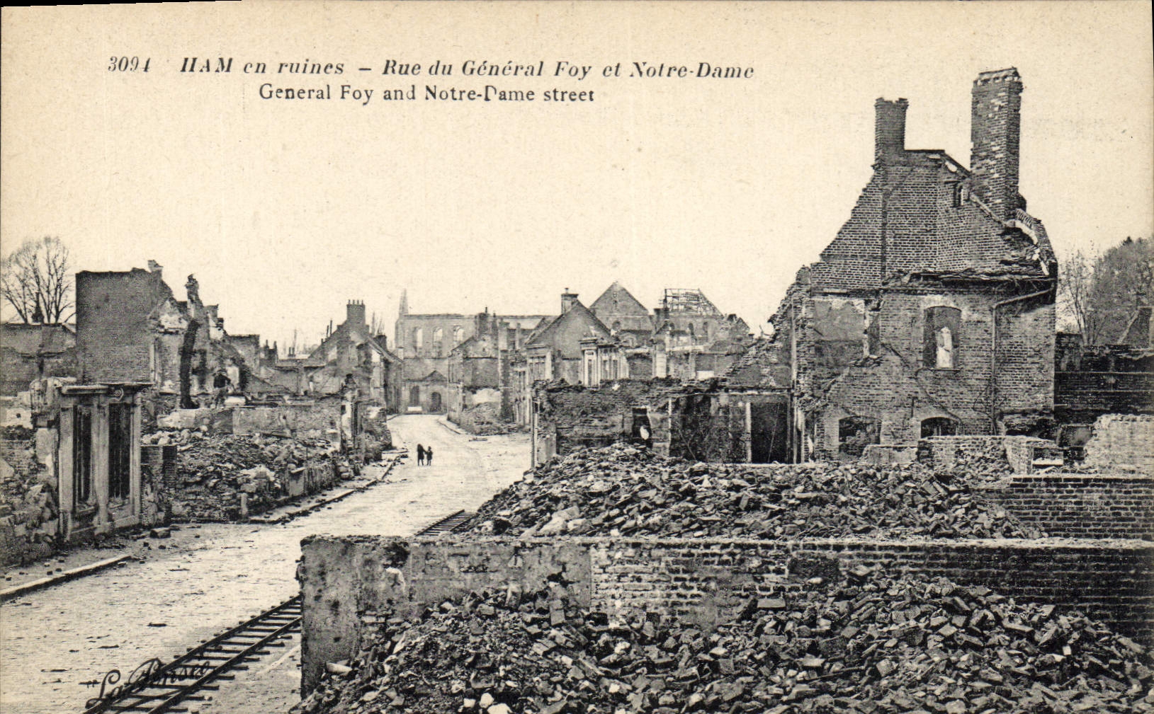 HAM en ruines — Rue du Général Foy et Notre-Dame — La Barre, n°3094