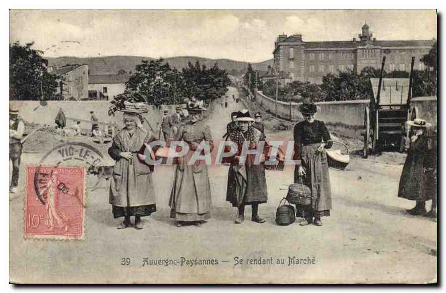 Auvergne-Paysannes — Se rendant au Marché — Éditeur non visible, n° 39