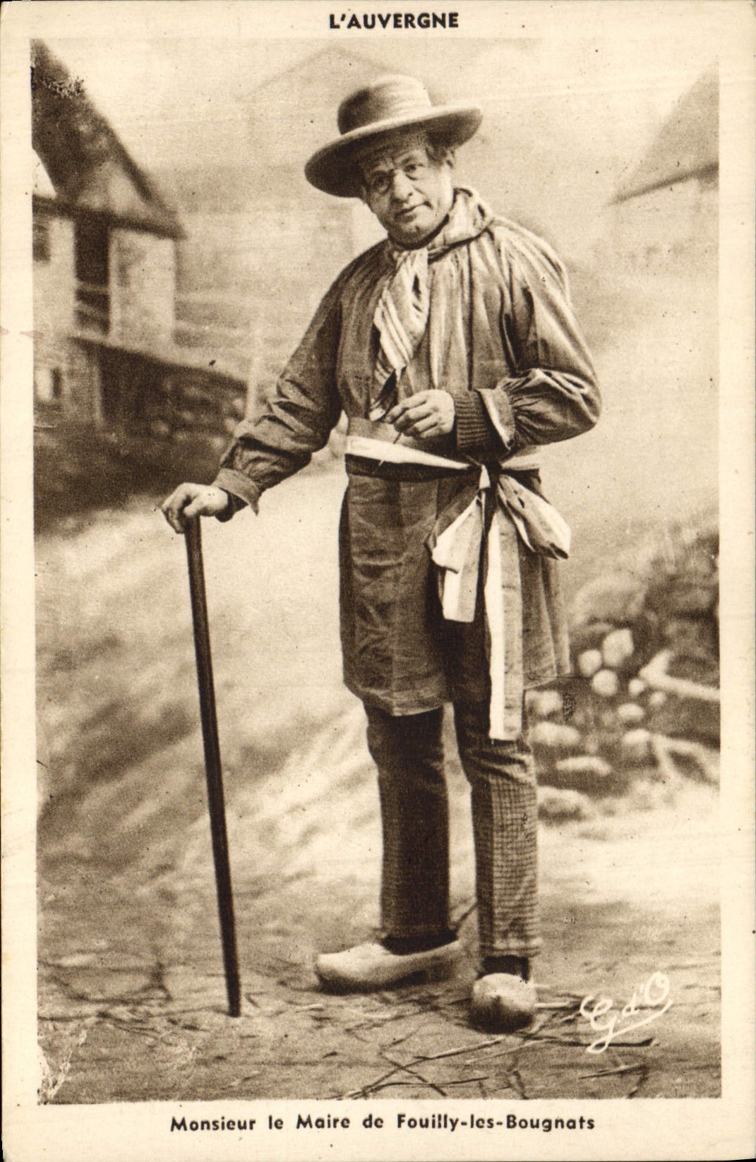 Monsieur le Maire de Fouilly-les-Bougnats — L'Auvergne — J. Gouttianges (P. de D.)