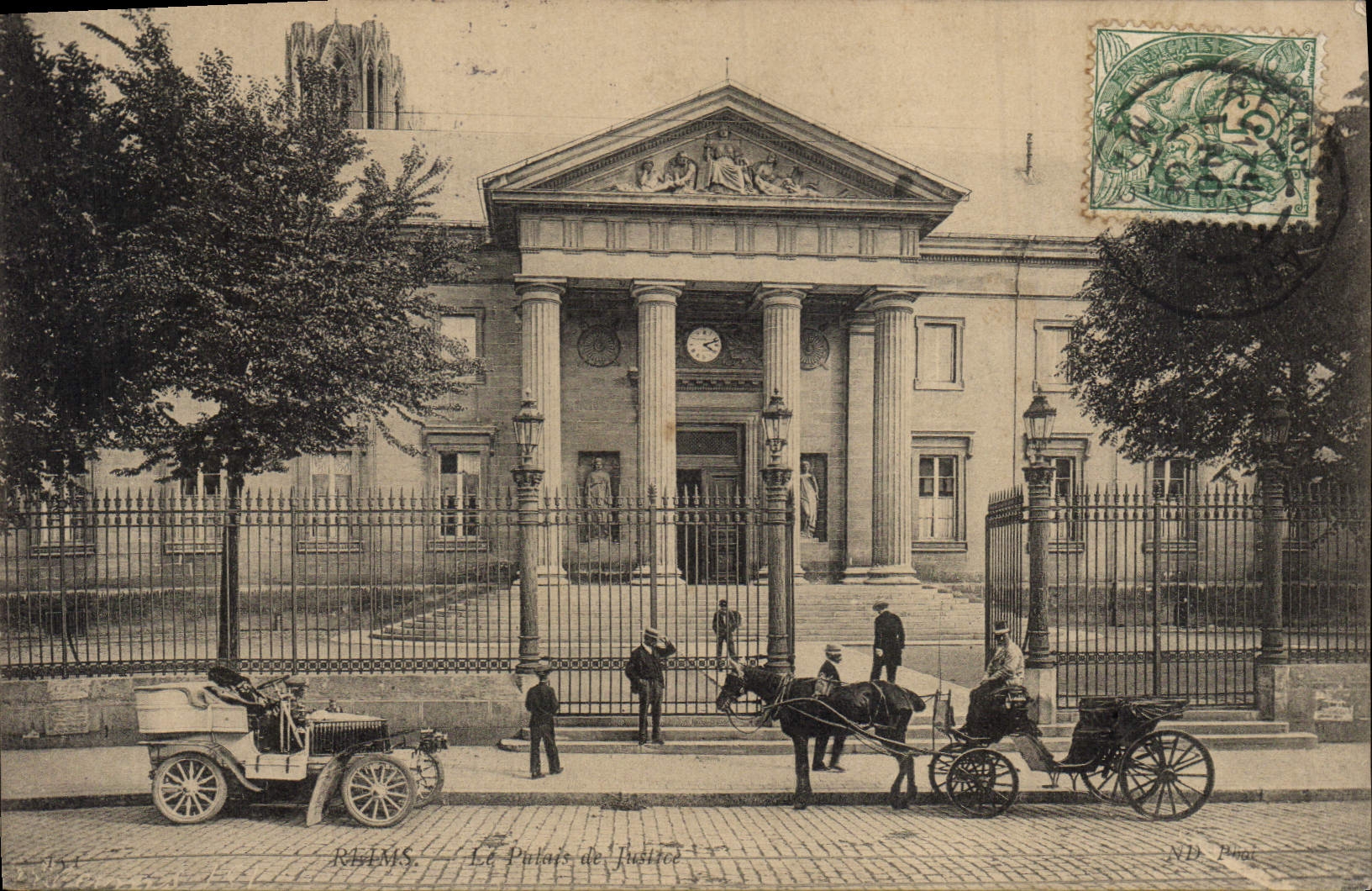 CPA Reims le palais de justice Automobile