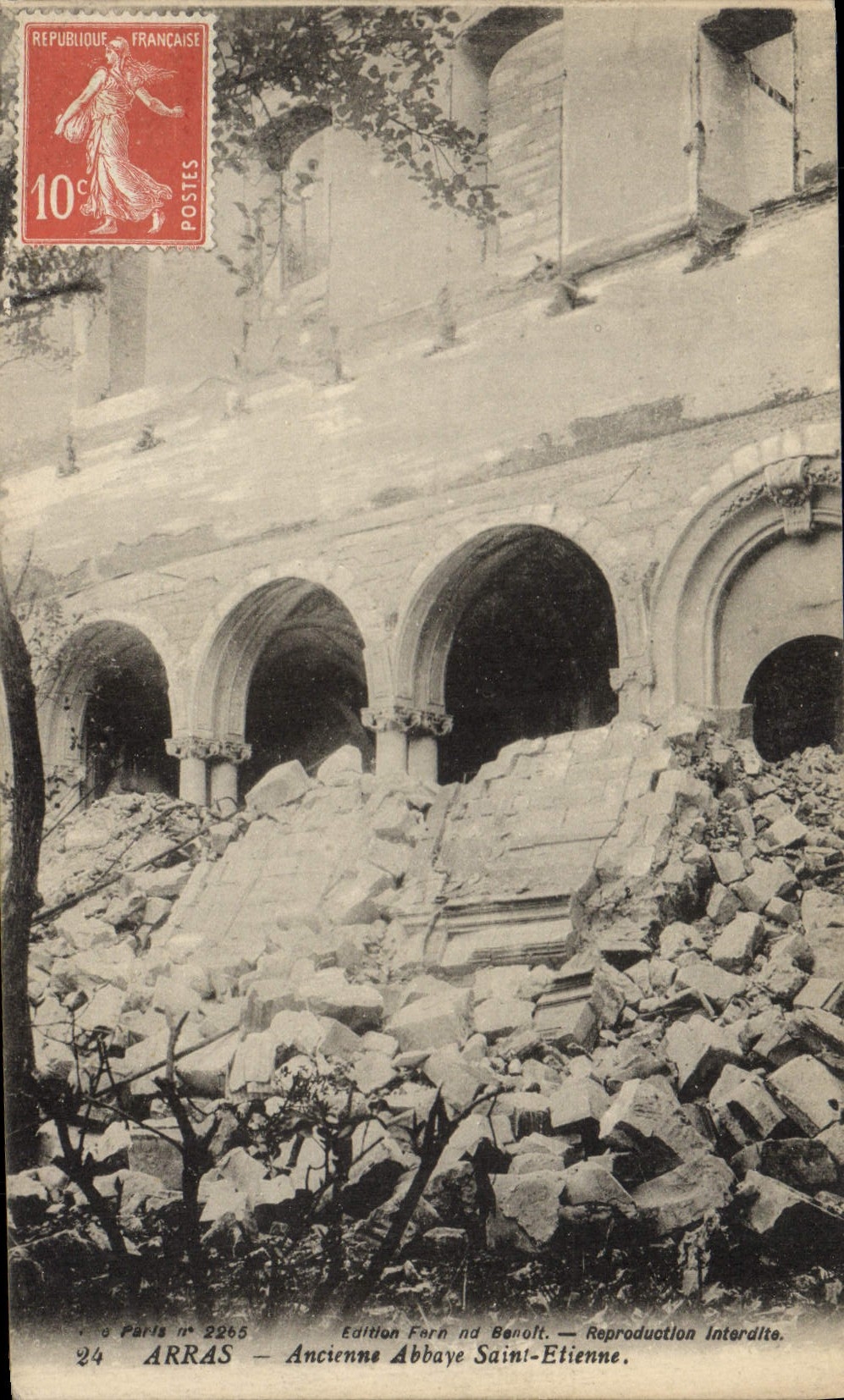 CPA Militaria Arras Ancienna Abbaye Saint Etienne 