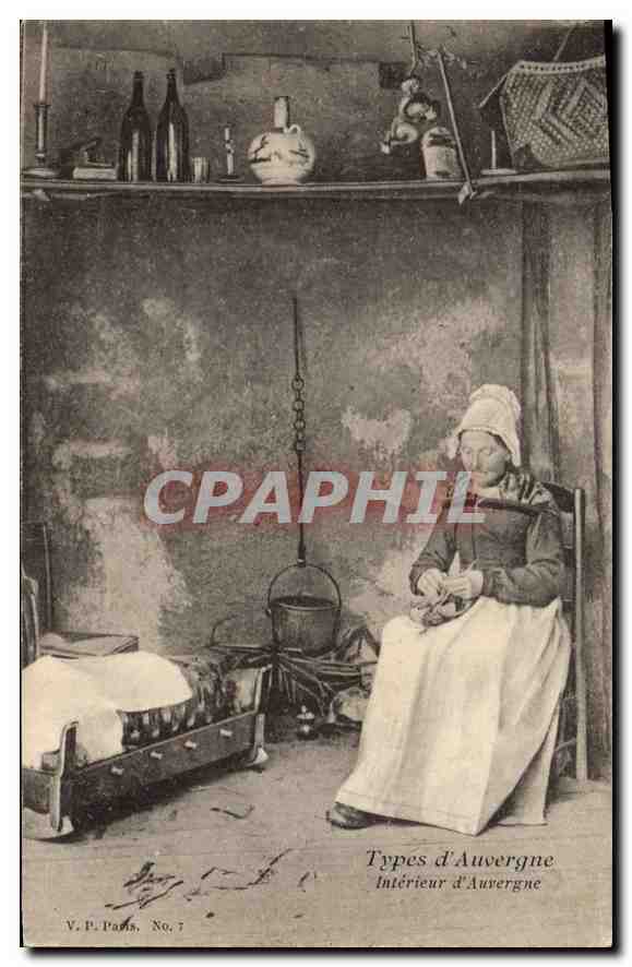 CPA Folklore Types d'Auvergne interieur d'Auvergne 