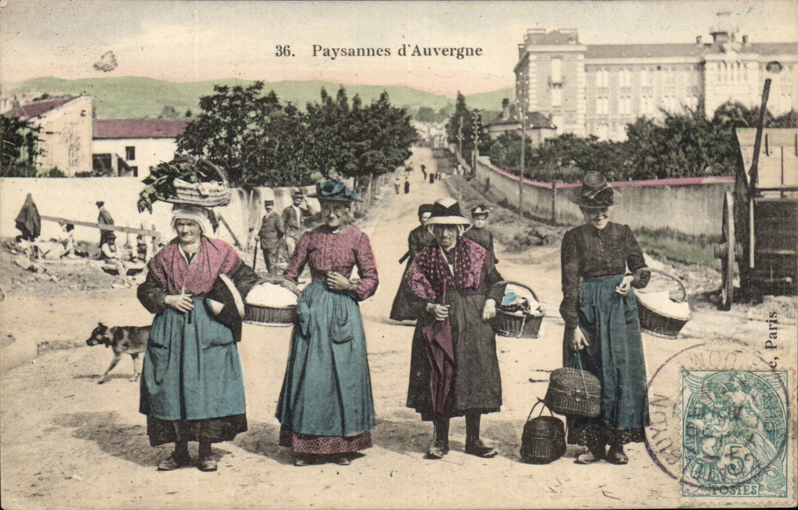 Paysannes d'Auvergne — série 36 — éditeur Paris