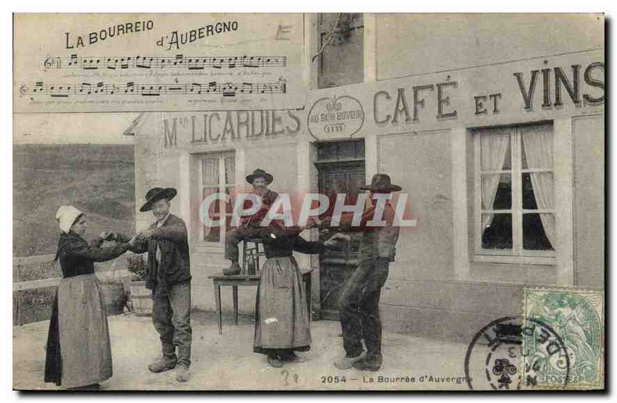 CPA Folklore La Bourree D'Auvergne 