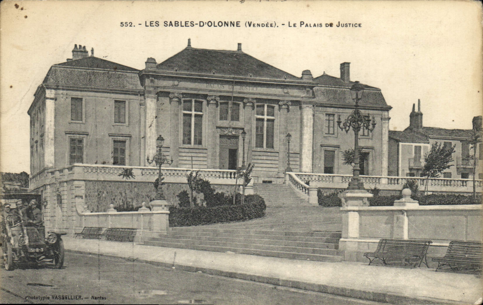 CPA Les Sables d'Olonne Le Palais de Justice 