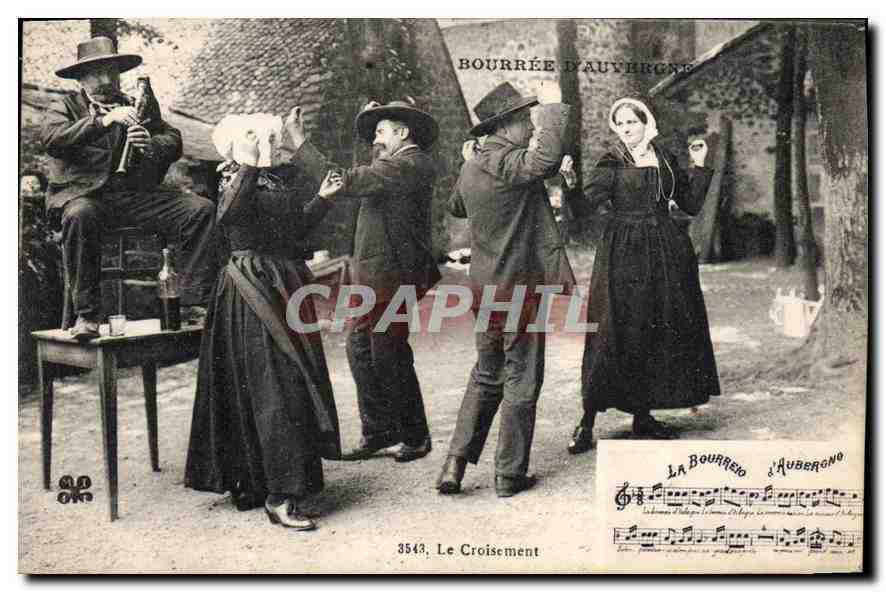 CPA Folklore La Bourree d'Auvergne Le Croisement 