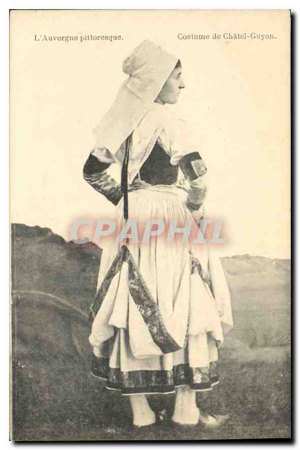 CPA Folklore Coutusme de Châtel-Guyon