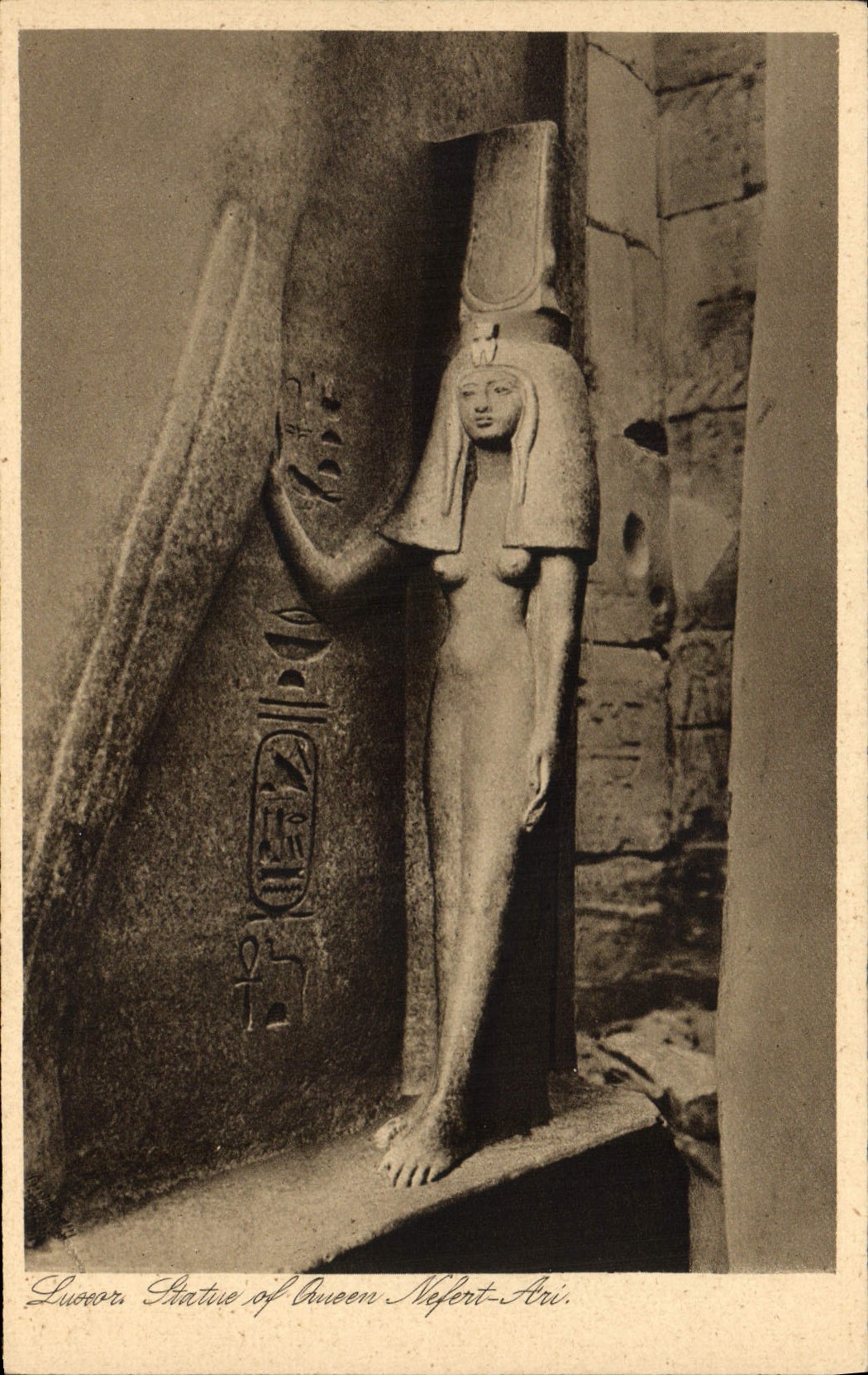Statue de la reine Néfertari — Louxor — Geddís & Sarf, Luxor, série 103 n° 207