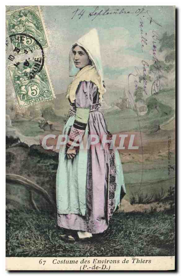CPA Folklore Costume des Environs de Thiers