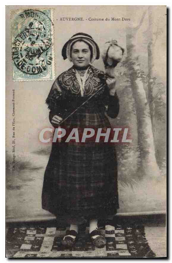 CPA Folklore AUVERGNE. - Costume du Mont Dore