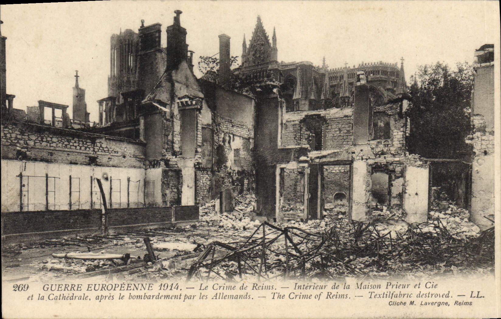 Reims — Détails des destructions après le bombardement allemand — Cliché M. Lavergne, Reims, n° 2669