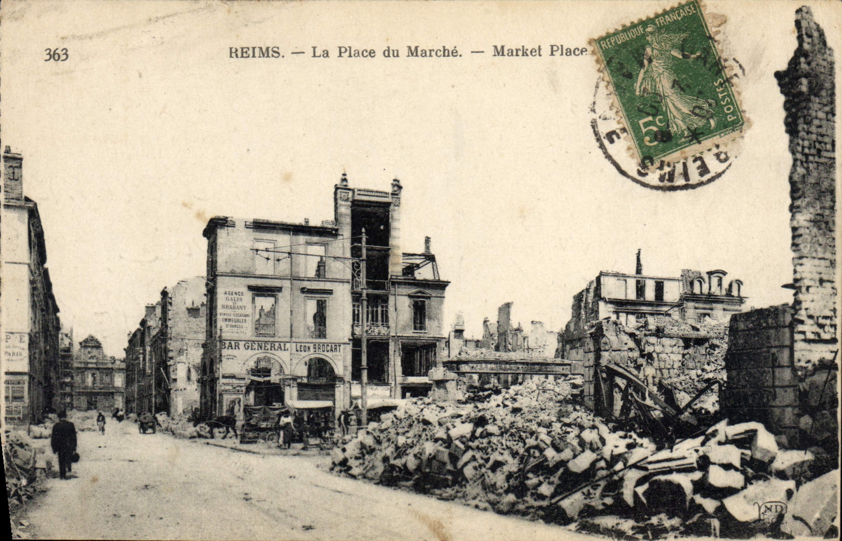 Reims — The Market Square — Market Place — Publisher Anciens États, Paris, n° 363