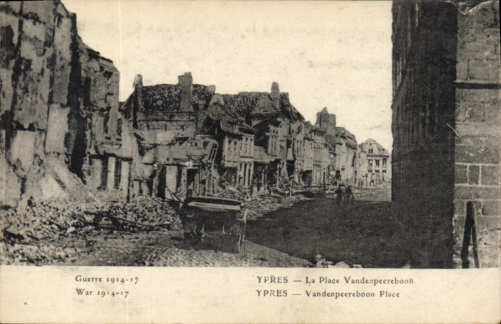 Ypres — La Place Vandenepeereboon — Krieg 1914-17