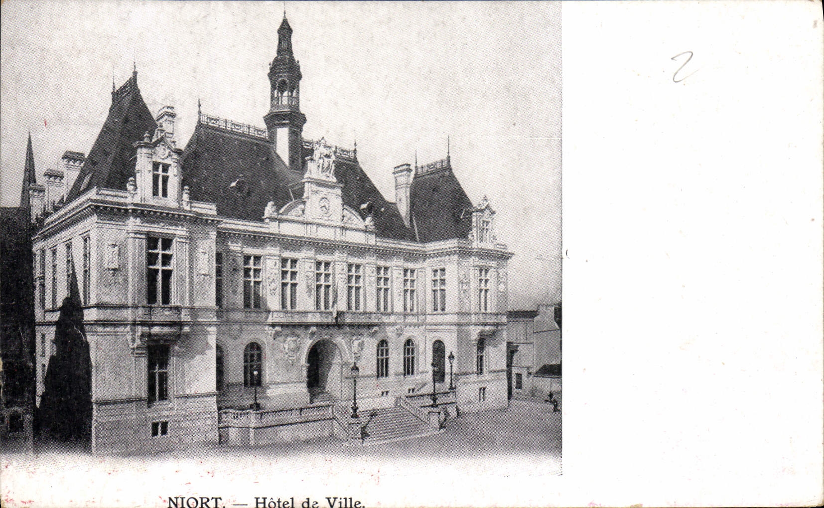 Niort — Hôtel de Ville