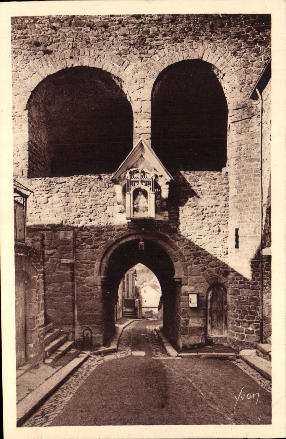 Dinan (C.-du-N.) — Porte du Jersual — Éditeur Yvon