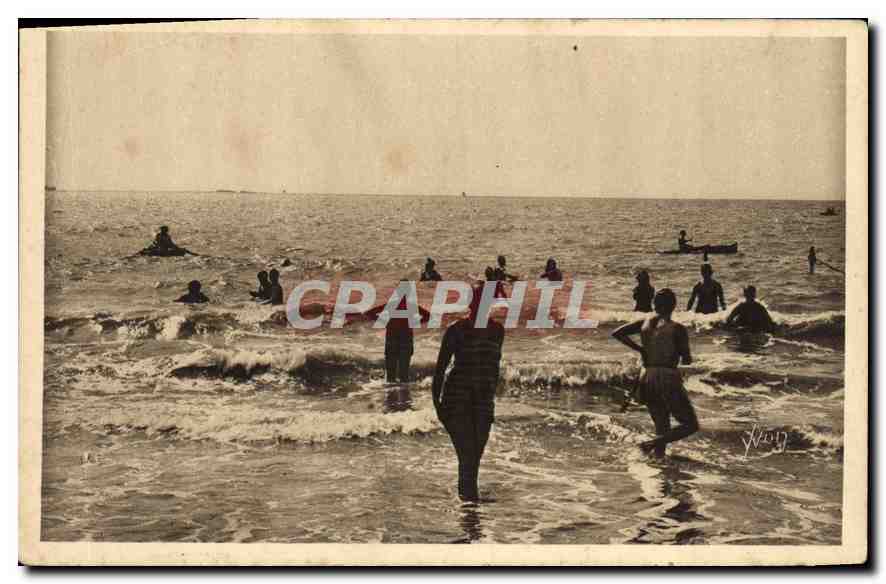 CPA La Douce France La Baule Loire Inferieure L'Heure du Bain 