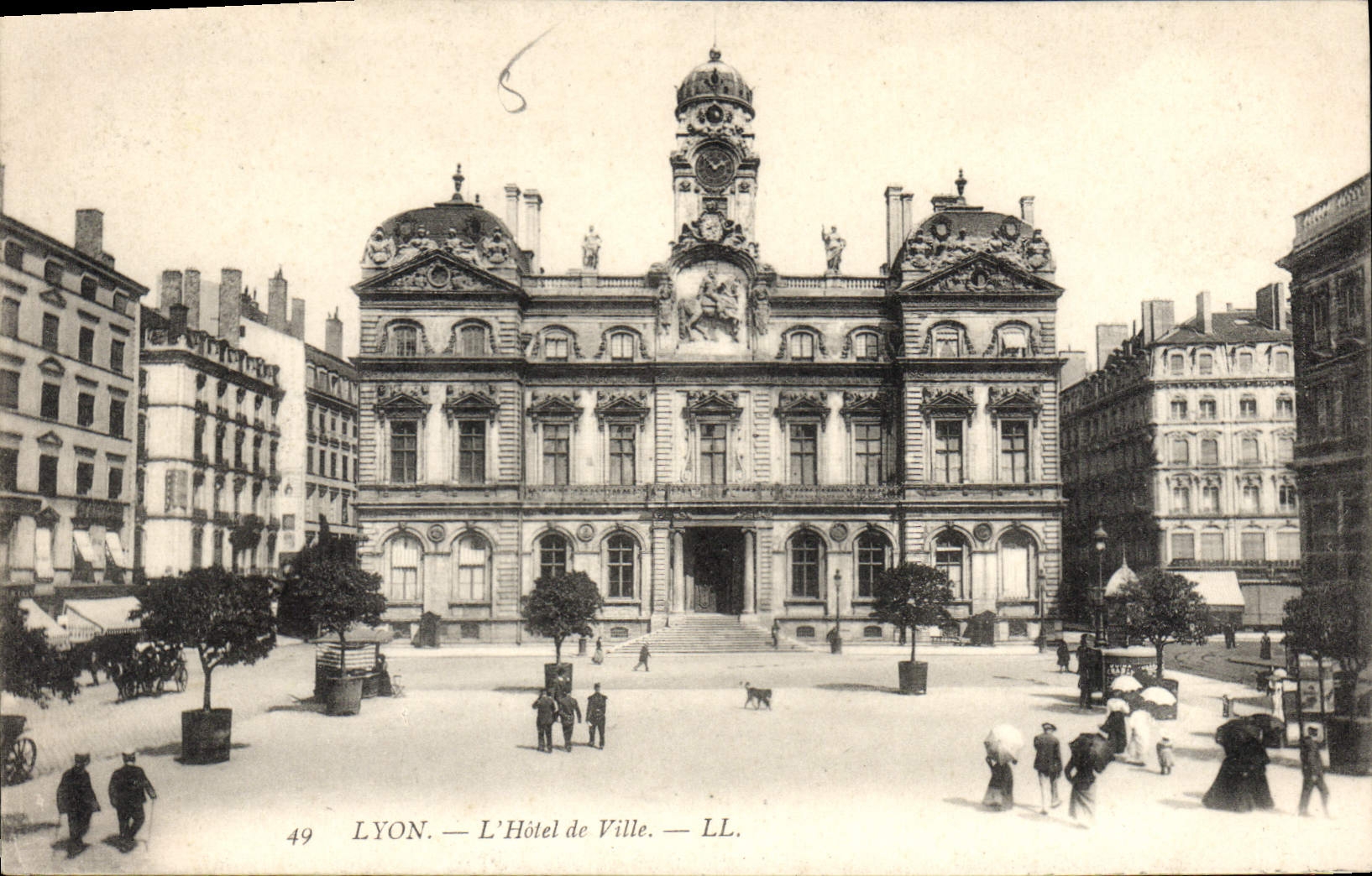 LYON — L'Hôtel de Ville — LL. — n°49