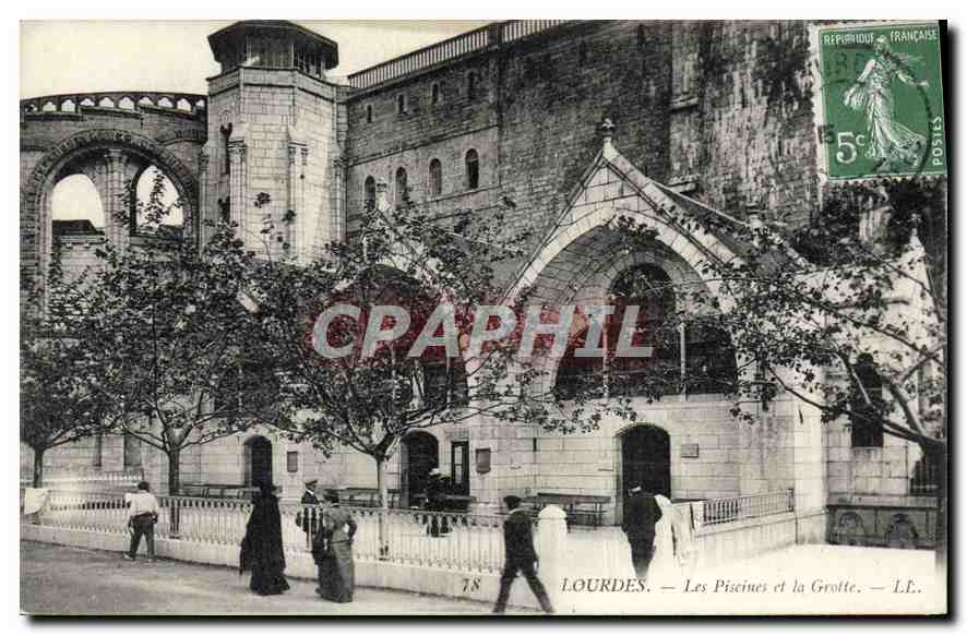 CPA Lourdes Les Piscines et la Grotte 