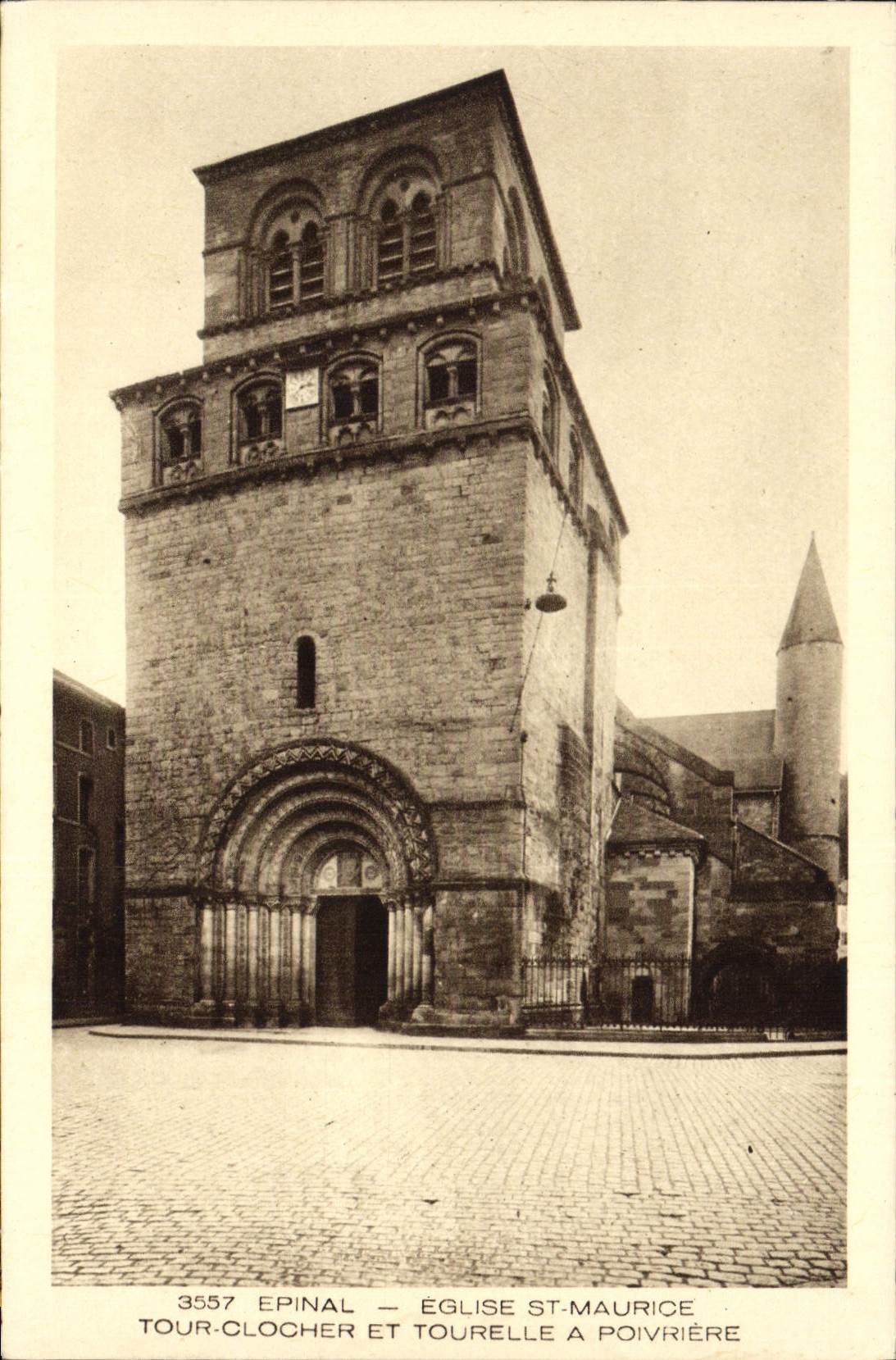 CPA Epinal Eglise St Maurice Tour Clocher et Tourelle a Poivriere 