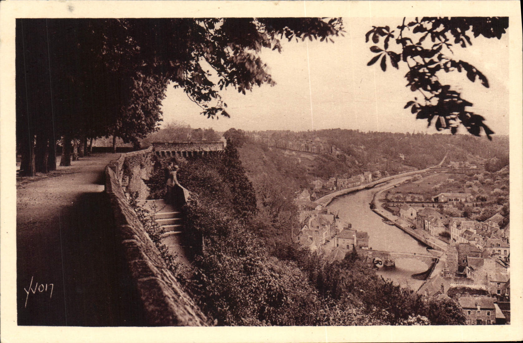 Dinan (C.-du-N.) — Die Rance vom englischen Garten aus gesehen — Les Éditions d'Art Yvon, Paris