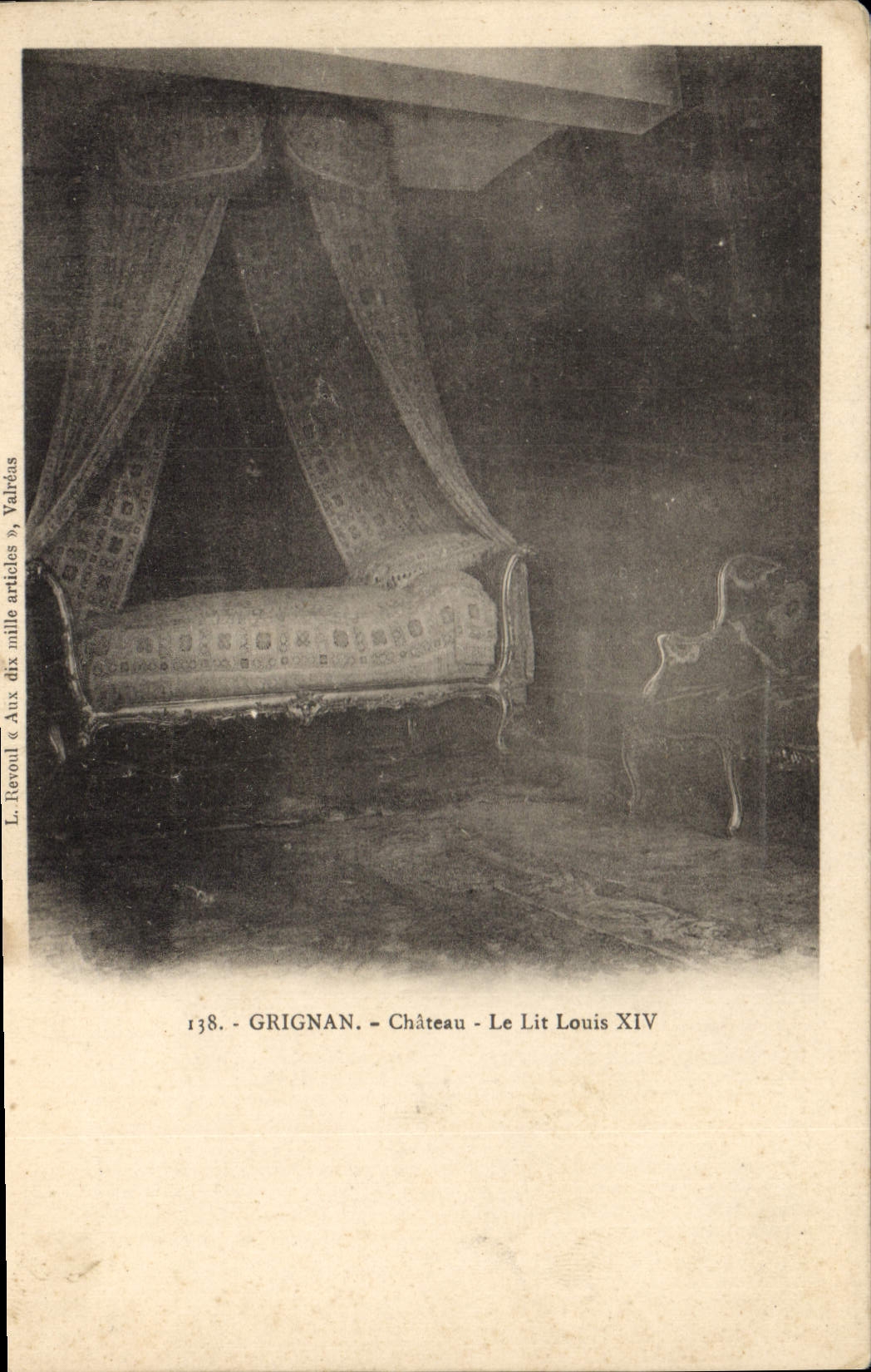 CPA Grignan Chateau Le Lit Louis  XIV