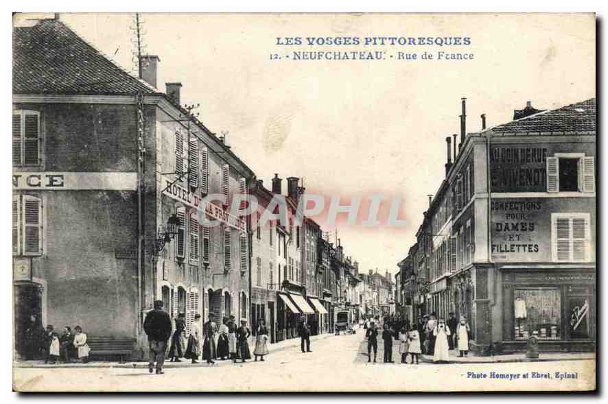 CPA Les Vosges Pittoresques Neufchateau Rue de France 
