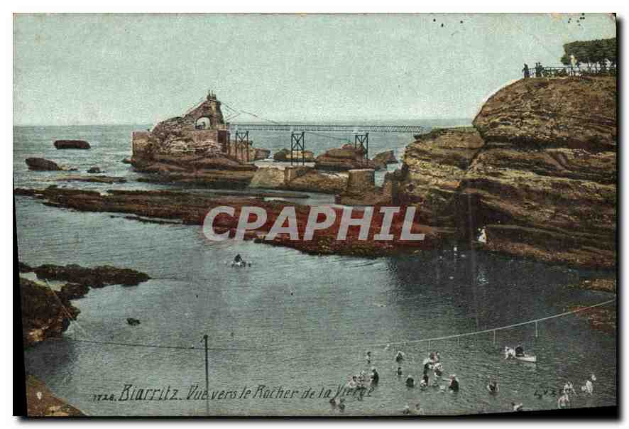 CPA Biarritz vue vers le Rocher de la Vierge 