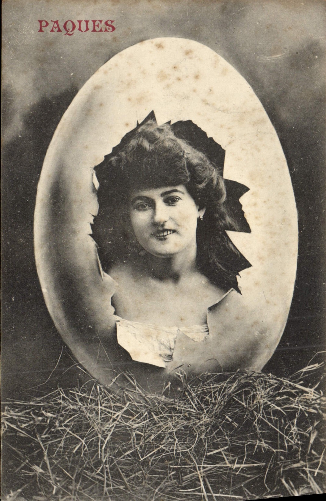 Femme émergeant d'un œuf — PAQUES — Éditeur A. Bézard & Cie, série F.