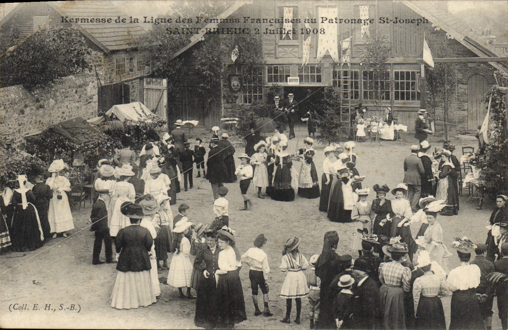 CPA Kermesse des Femmes Francaises au Patronage St Joseph Saint Brieuc Juillet 1908