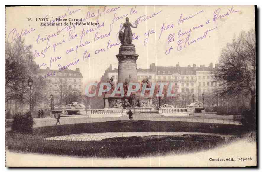 CPA Lyon Place Carnot Monument de la Republique 
