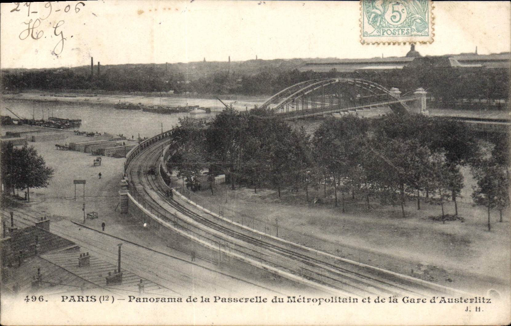 CPA Paris Panorama de la Passerelle du Metropolitein et de la Gare d'Austerlitz 