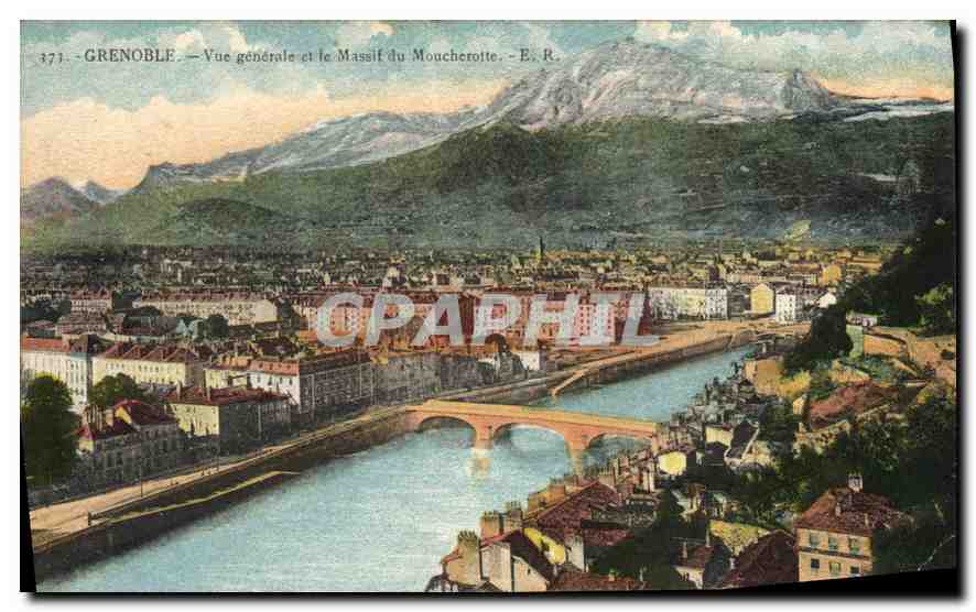 Grenoble — Vue générale et le Massif du Moucheroitte — E. R.