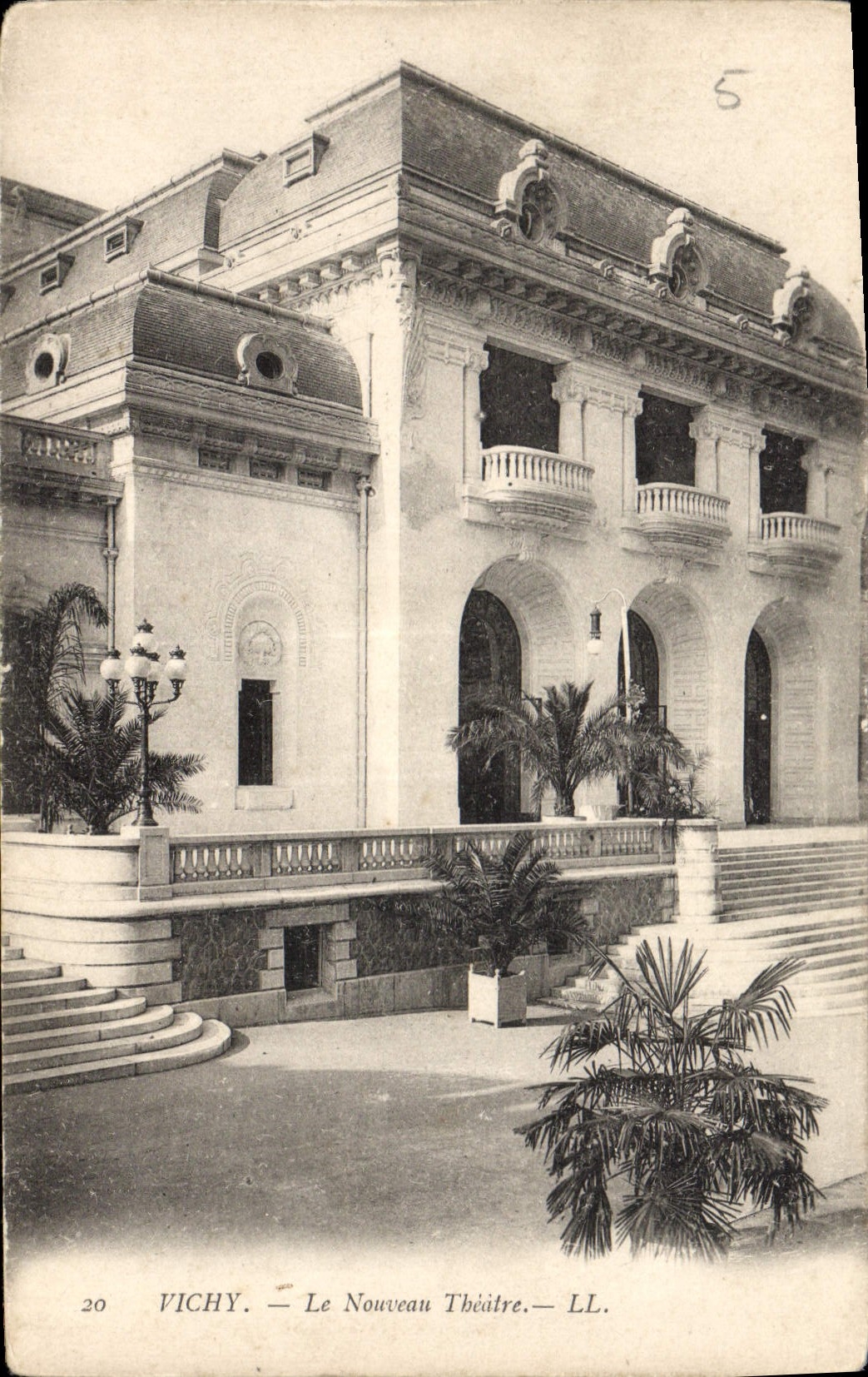 Vichy — Le Nouveau Théâtre — LL. n°20
