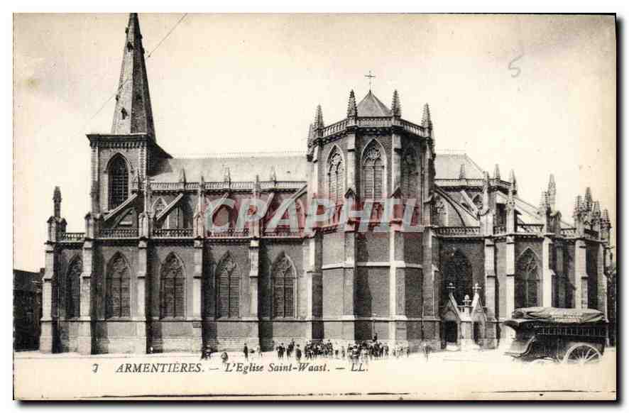CPA Armentieres L'Eglise Saint Waast 