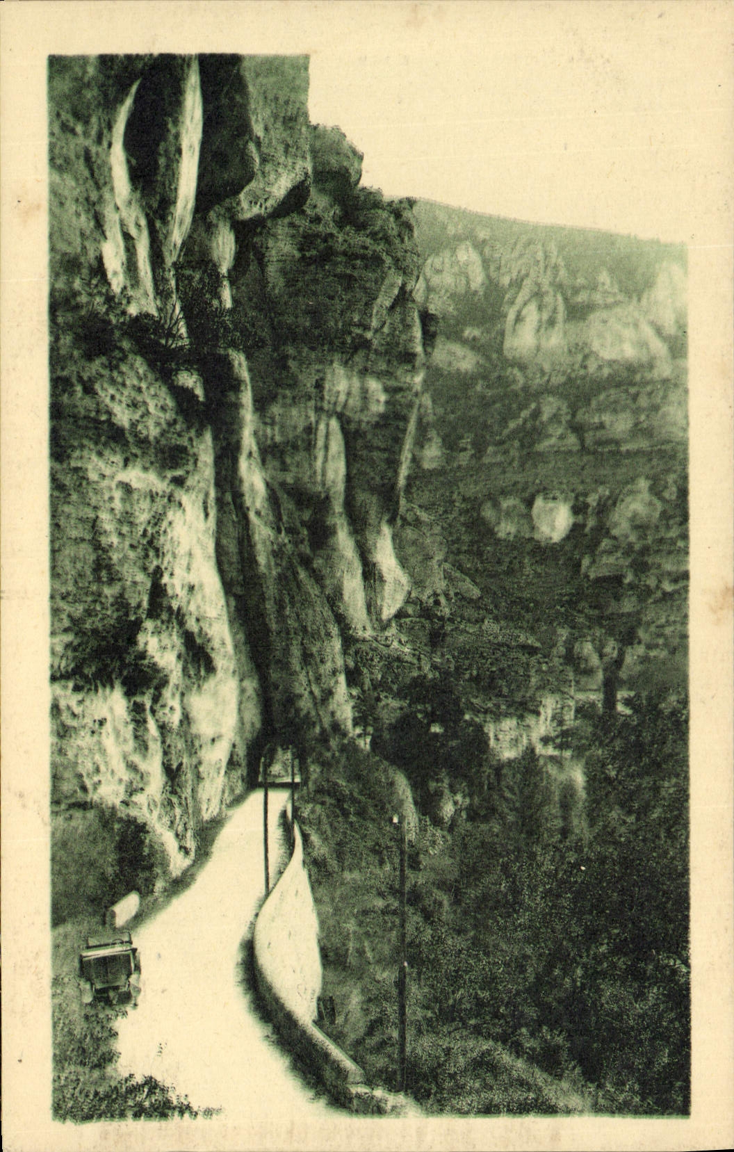 CPA Gorges du Tarn La Route au Cirque des Beaumes 