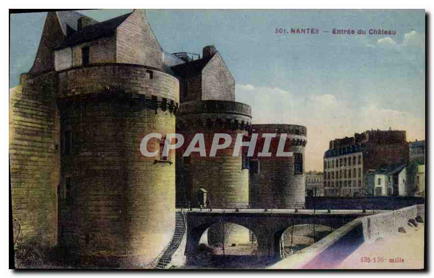CPA Nantes Entree du Chateau 