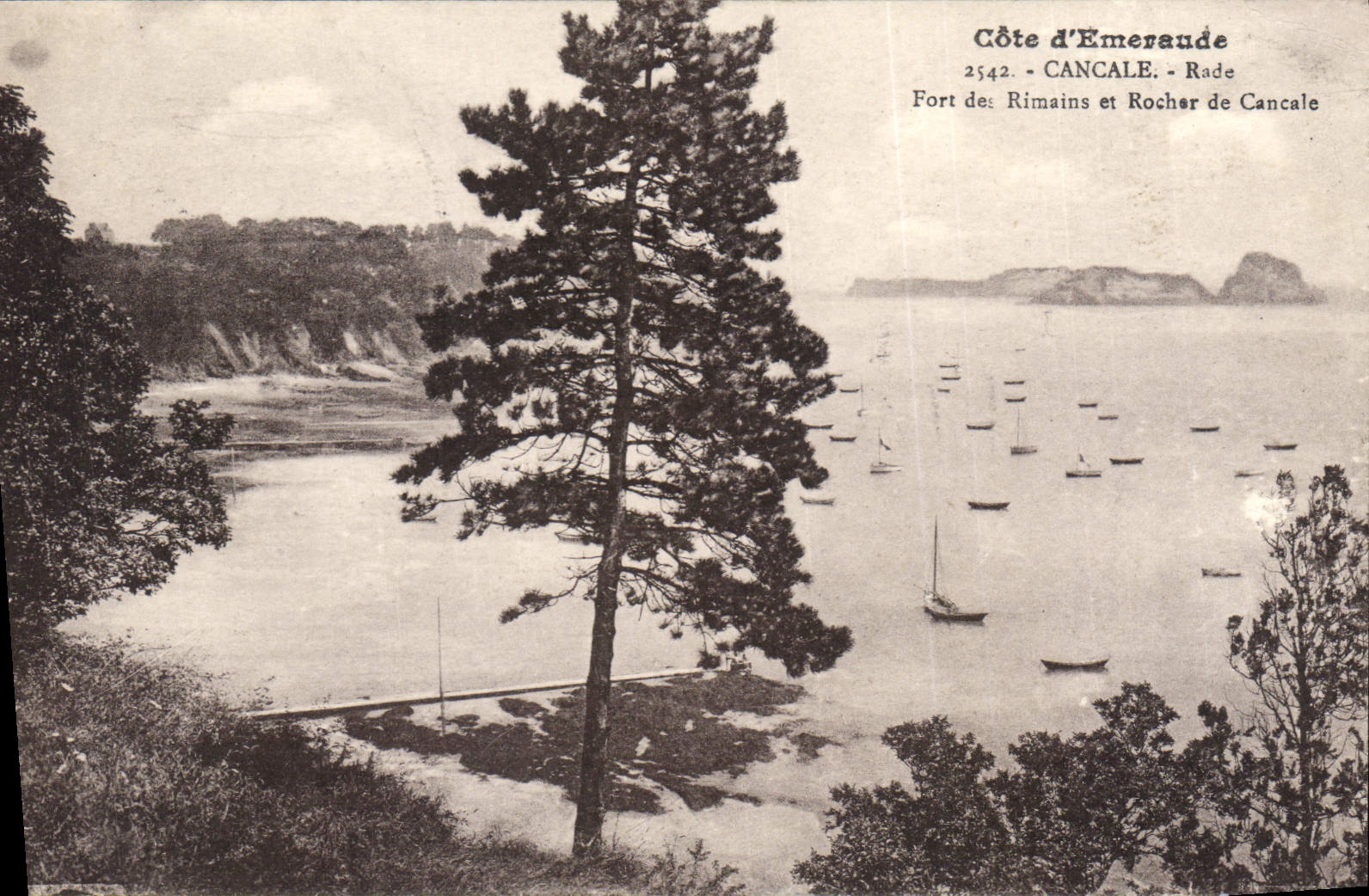 Côte d'Émeraude - Cancale - Rade, Fort des Rimains et Rocher de Cancale