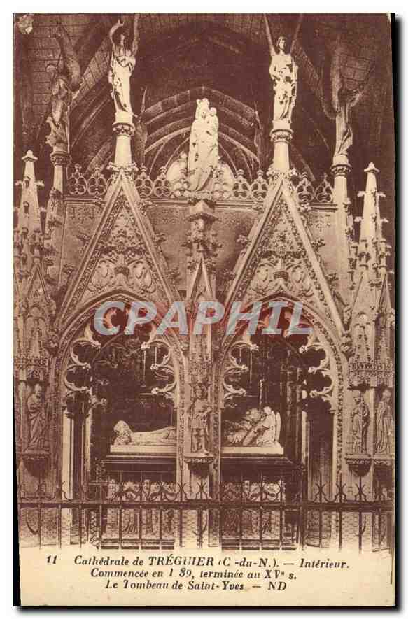 CPA Cathedrale de Treguier C du N Interieur Commence en 1 39 terminee au XV Le Tombeau de Saint Yves