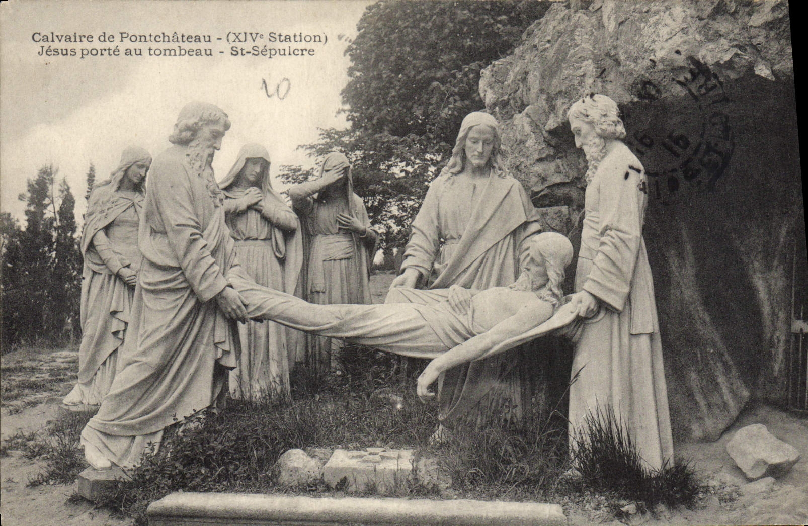 CPA Calvaire de Pontchateau XIV Station Jesus porte au tombeau St Sepulcre 